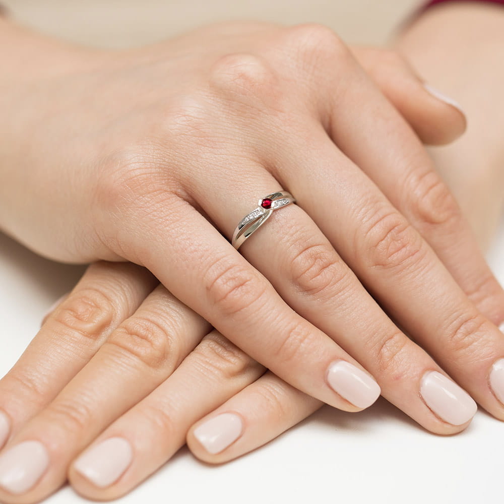 Inel Aur 14k cu Rubin 0.15 ct - Alb