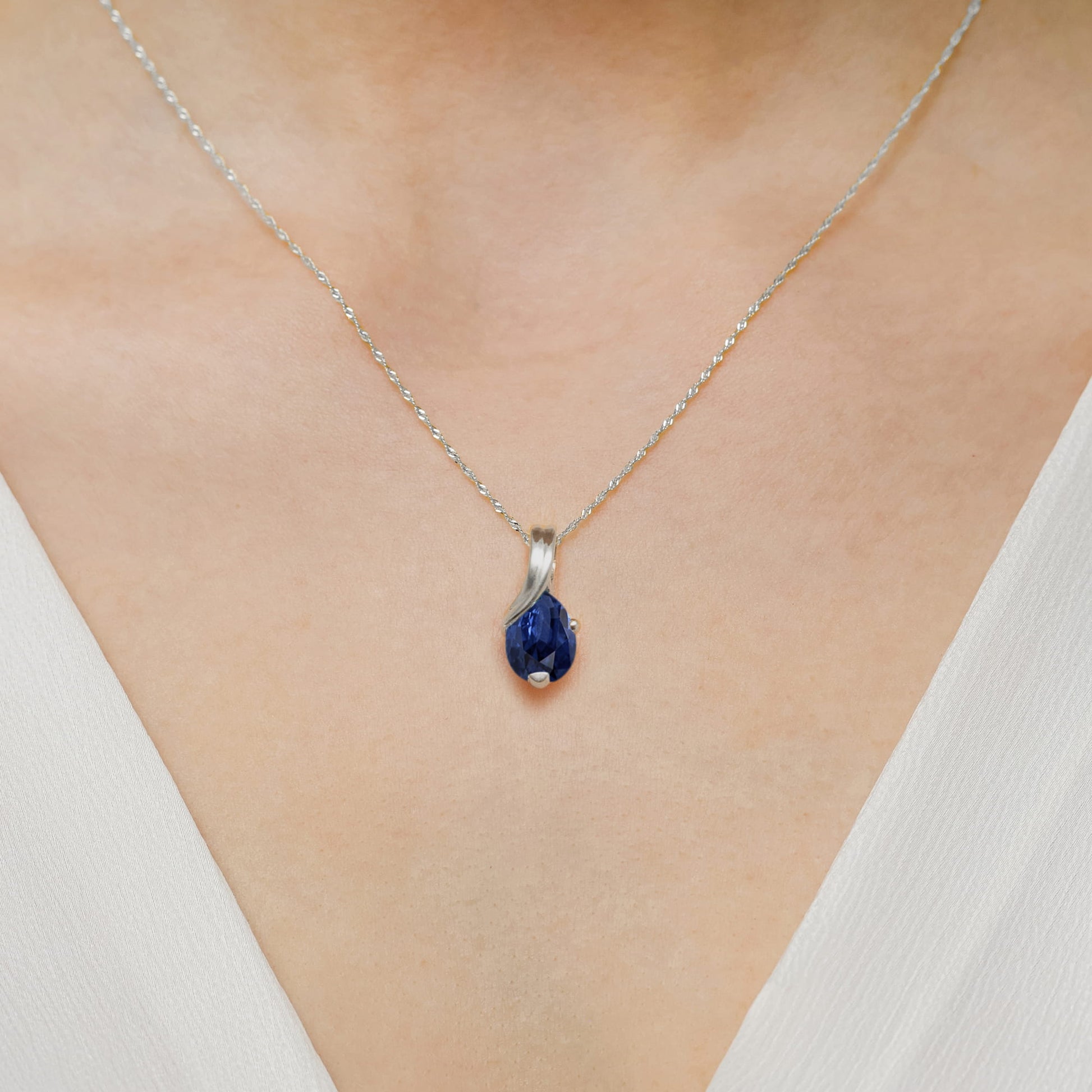 Pandantiv Aur 14K cu Safir 0,60 Carat