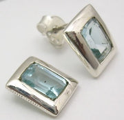 Cercei Argint 925 cu Topaz Albastru, 1.0 cm lungime