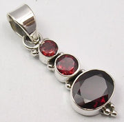 Pandantiv Argint 925 cu Garnet 3.5 cm lungime