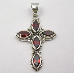Pandantiv Argint 925 cu Garnet 4.4 cm lungime
