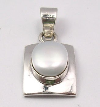 Pandantiv Argint 925 cu Perla Fresh Water 2.7 cm lungime